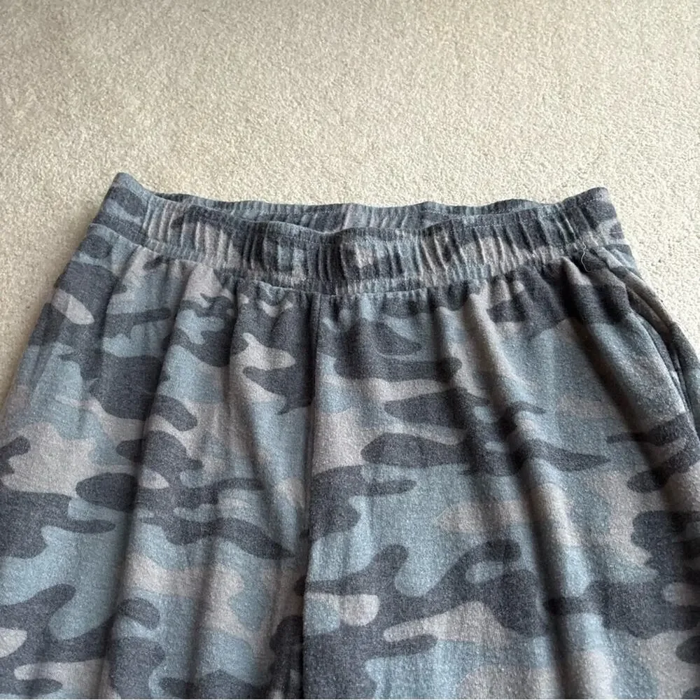 White Birch Gray Camouflage Pants